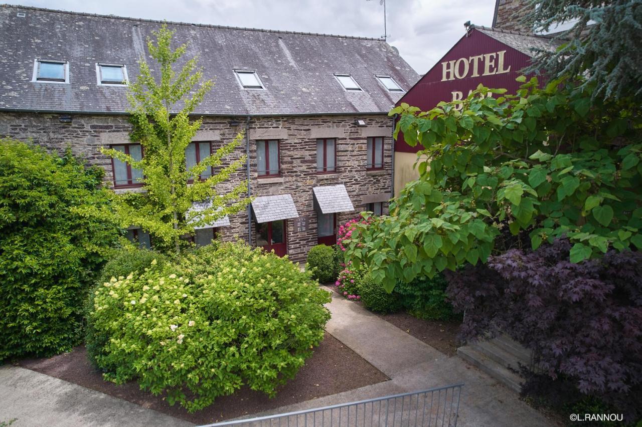 Logis Hotel, Restaurant Et Spa Le Relais De Broceliande Paimpont Exterior foto